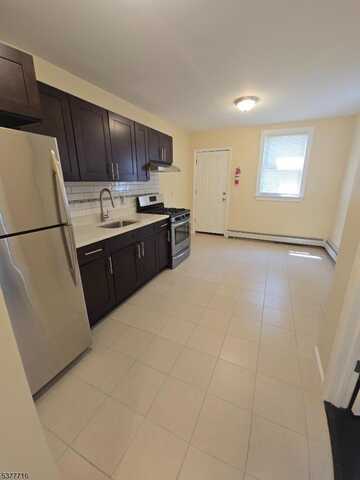 350 13Th Ave, Newark, NJ 07103