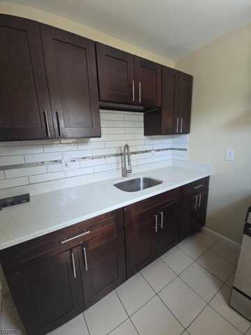 350 13Th Ave, Newark, NJ 07103