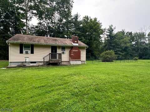 207 Airport Rd, Kearny, NJ 07821