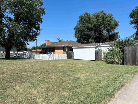518 Rush Ave, Larned, KS 67550