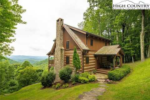 7884 Rocky Knob Road, Lenoir, NC 28645