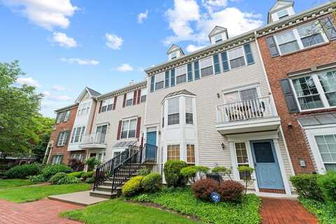 4 PERSIMMON CT, JC, West Bergen, NJ 07305