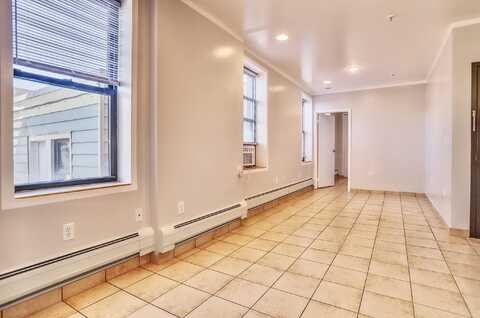 715 28TH ST, Union City, NJ 07087