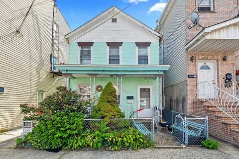 187 LINDEN AVE, Greenville, NJ 07305