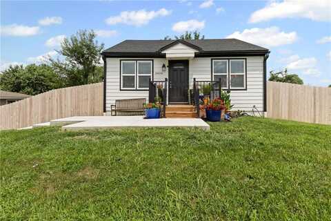 3404 NE 72nd Street, Gladstone, MO 64119