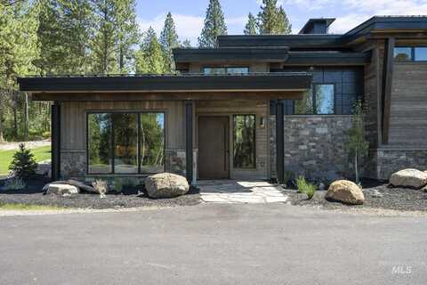 1201 S Samson St, McCall, ID 83638