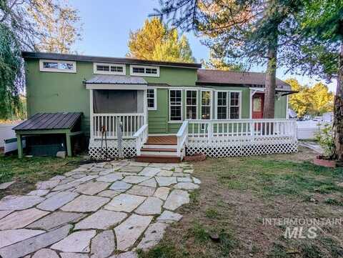514 W30/W32 Sawyer Street, Cascade, ID 83611