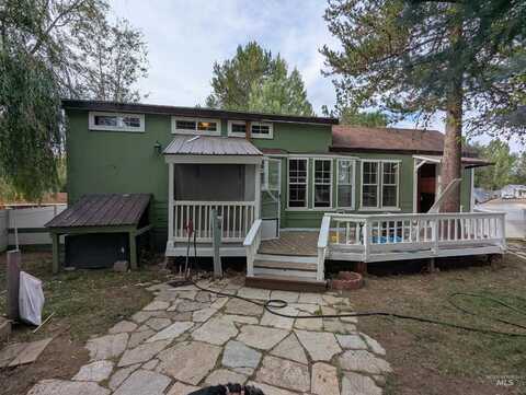 514 W30/W32 Sawyer Street, Cascade, ID 83611