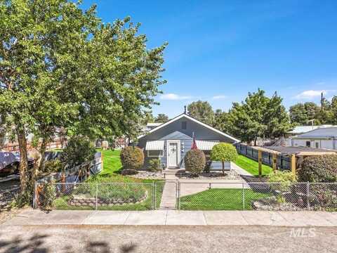 434 Nebraska, Gooding, ID 83330