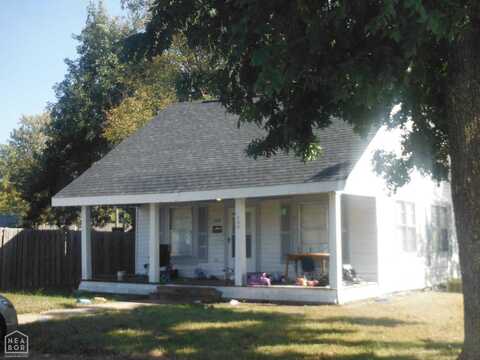 208 NE Front, Walnut Ridge, AR 72476