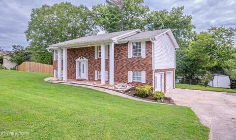 704 N Whispering Oaks Circle, Powell, TN 37849