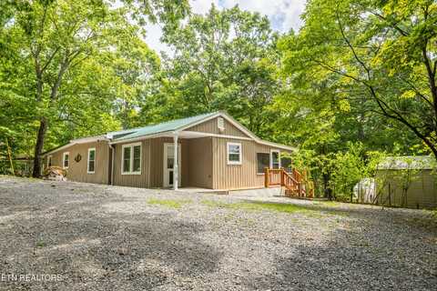 5924 S Circle Drive, Tallassee, TN 37878