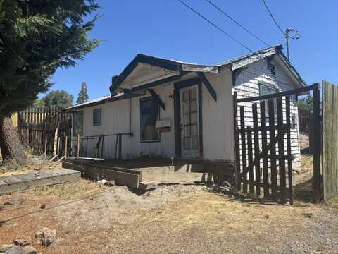 241 Mortimer Street, Klamath Falls, OR 97601