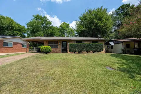608 Holiday St, Longview, TX 75601