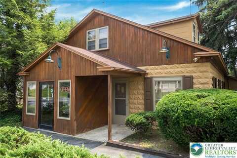 Outdoor Retail Biz w/ RE, Nazareth, PA 18064