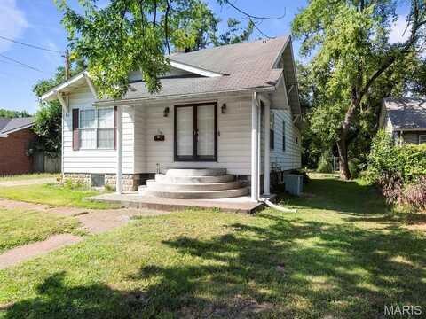 794 Mildred Ave, Cahokia, IL 62206