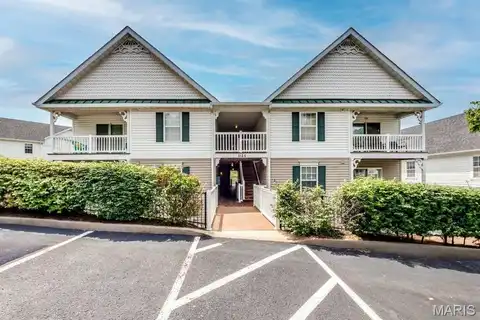 1125 Arbor Creek Drive, Saint Louis, MO 63122