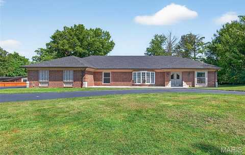 9 Kirken Knoll Drive, Town and Country, MO 63131