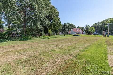 2 Barcelona Avenue, Saint Louis, MO 63138