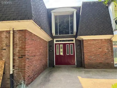 1051 Lafayette Court, Collinsville, IL 62234
