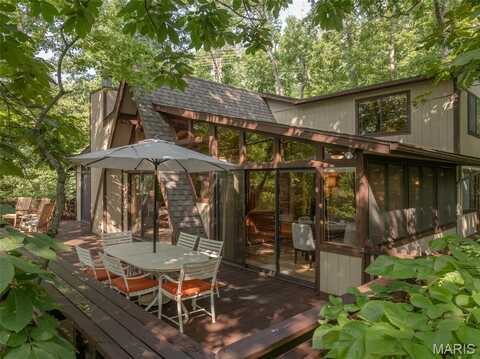 1210 Whitetail Woods Drive, Innsbrook, MO 63390