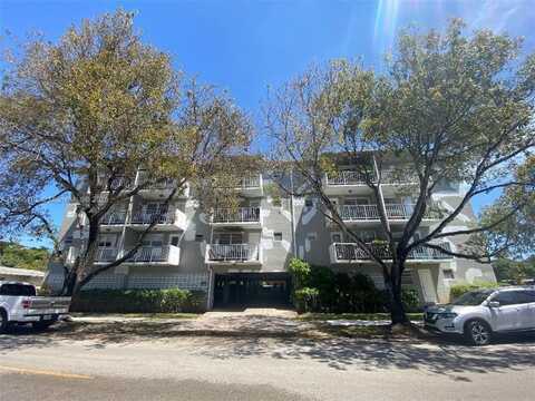 1855 Plunkett St, Hollywood, FL 33020