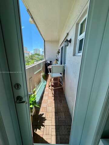 1650 S Le Jeune Rd, Coral Gables, FL 33134