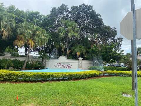9849 Nob Hill Ln, Sunrise, FL 33351