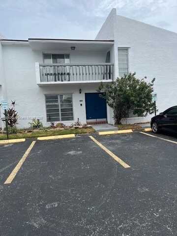9400 SW 170th St, Palmetto Bay, FL 33157