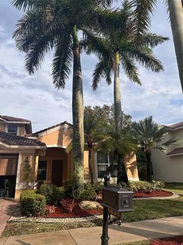 1831 Mariners Ln, Weston, FL 33327
