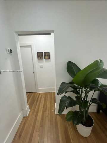 1091 NW 59th St, Miami, FL 33127