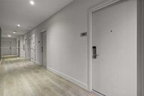 239 SW 9th ST, Miami, FL 33130