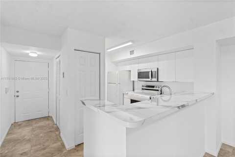 11177 SW 8th St, Pembroke Pines, FL 33025