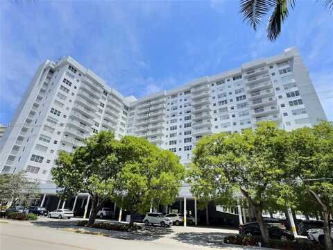 137 Golden Isles Dr, Hallandale Beach, FL 33009