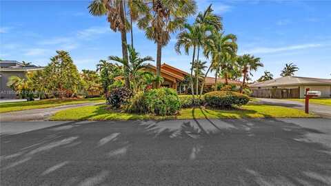 10220 SW 140th St, Miami, FL 33176