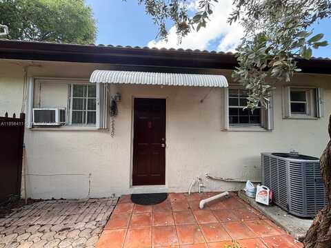10916 SW 37th Ter, Miami, FL 33165