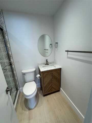 775 E 24th St, Hialeah, FL 33013