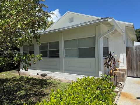 112 N D St, Lake Worth, FL 33460
