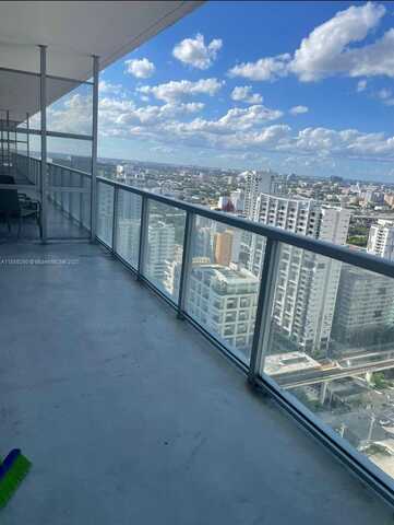 1111 SW 1st Ave, Miami, FL 33130