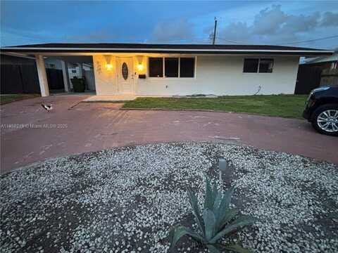 1201 NW 79th Way, Pembroke Pines, FL 33024