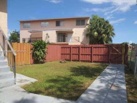 15665 SW 82nd Cir Ln, Miami, FL 33193