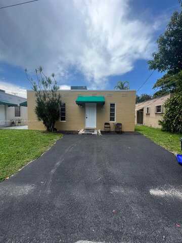 1670 Harding St, Hollywood, FL 33020