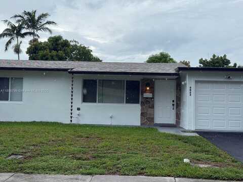 5023 SW 93rd Ave, Cooper City, FL 33328