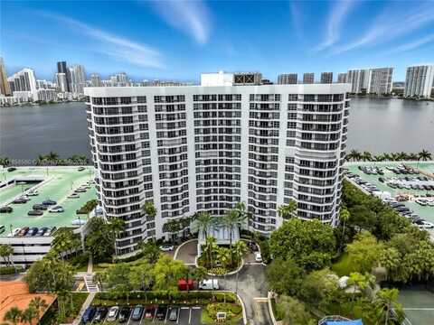 3600 Mystic Pointe Dr, Aventura, FL 33180