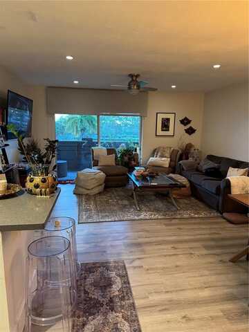 8335 SW 72nd Ave, Miami, FL 33143