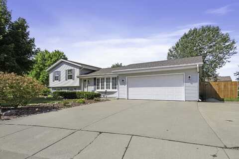 1407 Cleveland Ct, Hartford, WI 53027