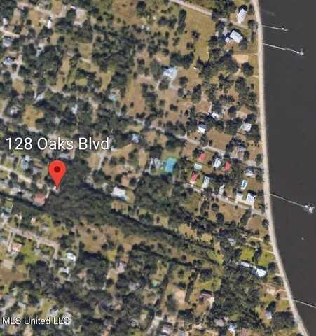 128 Oaks Boulevard, Bay Saint Louis, MS 39520
