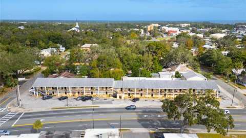 706 W DIXIE AVENUE, LEESBURG, FL 34748