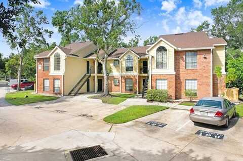 8702 MALLARD RESERVE DRIVE, TAMPA, FL 33614