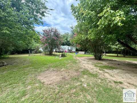 341 Davis Dr, Ringgold, VA 24586